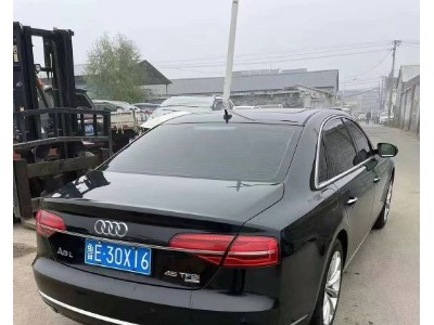 北京15年奥迪A8L中型车5