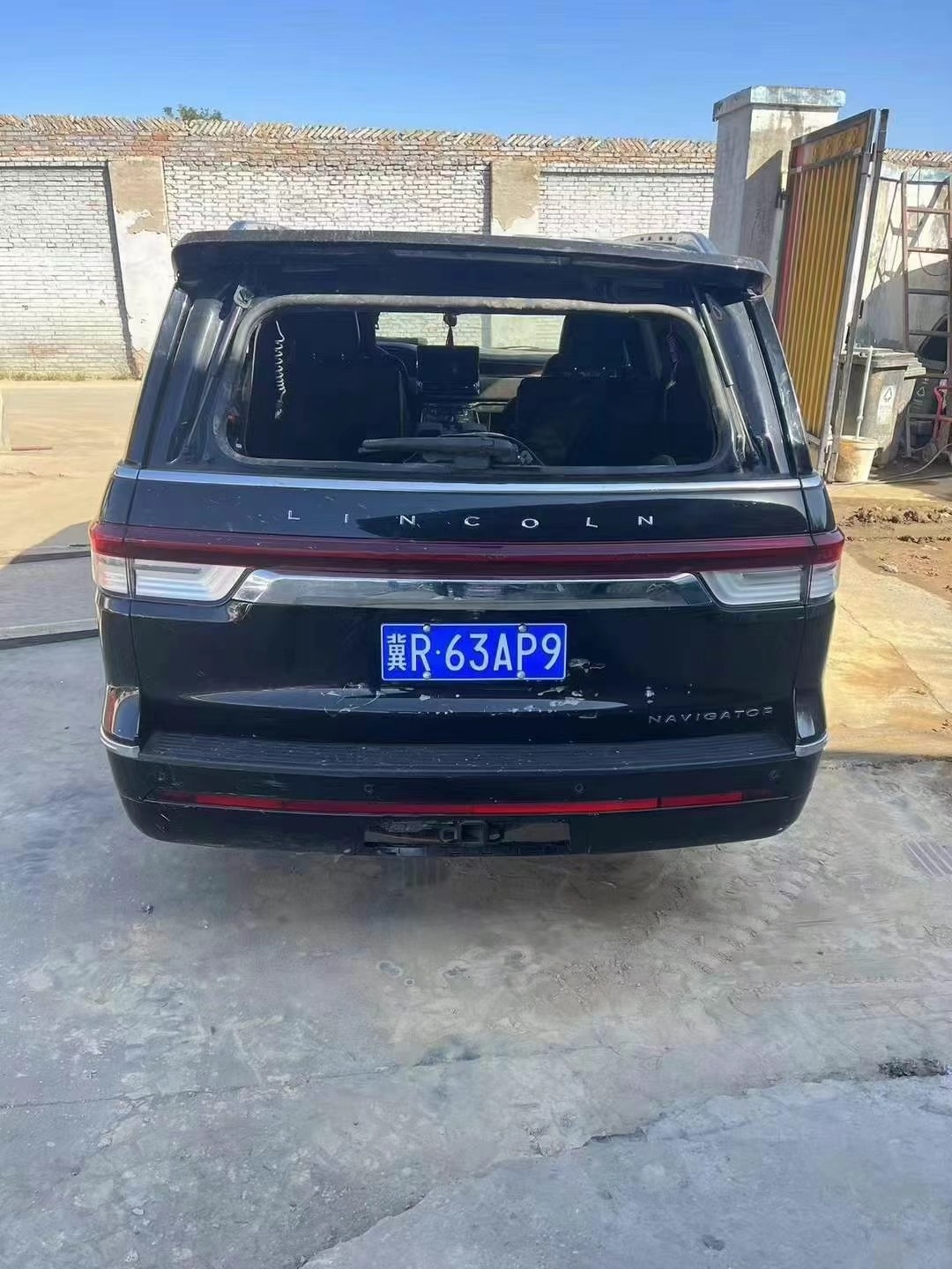 北京22年林肯领航员SUV4