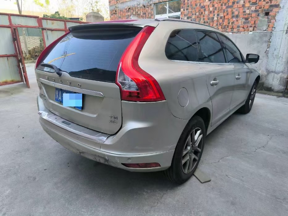 郑州市16年沃尔沃XC60SUV6