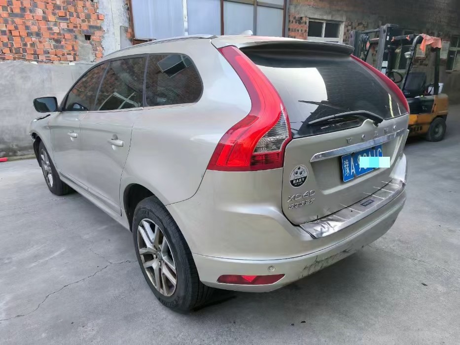 郑州市16年沃尔沃XC60SUV5