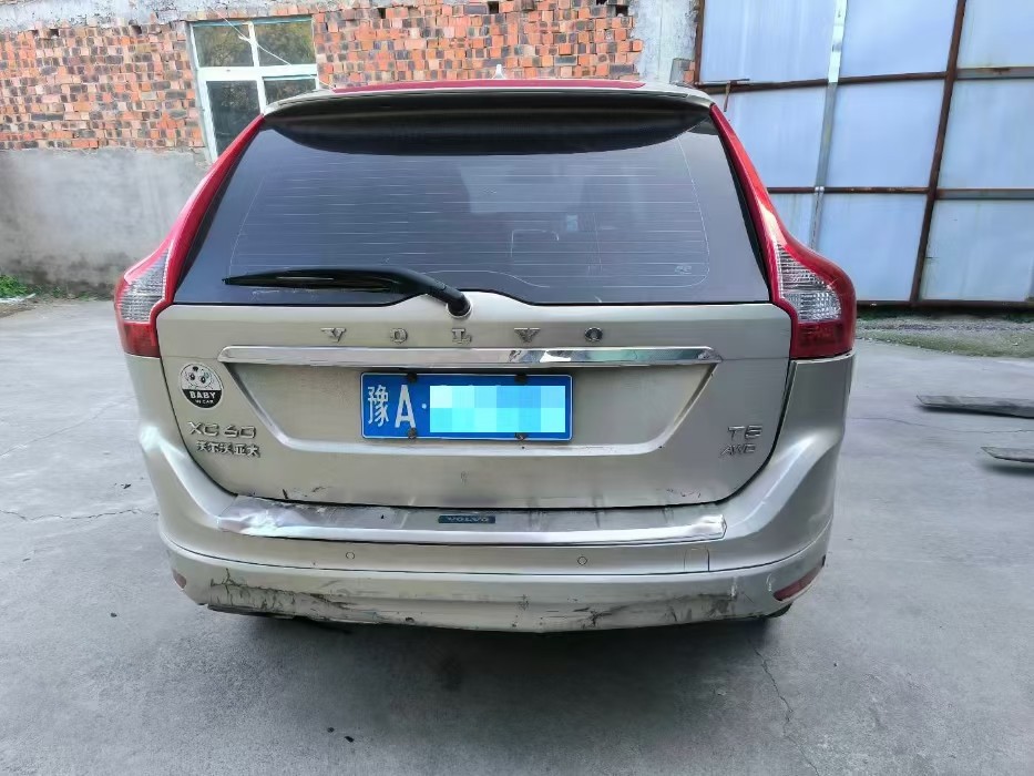 郑州市16年沃尔沃XC60SUV4