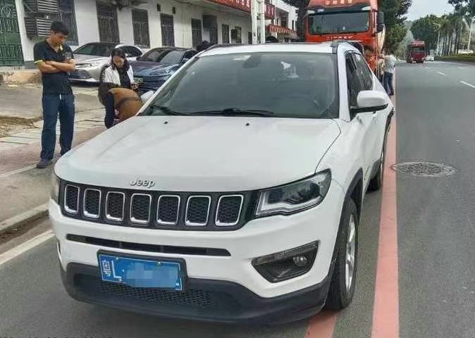 惠州市17年Jeep指南者SUV1