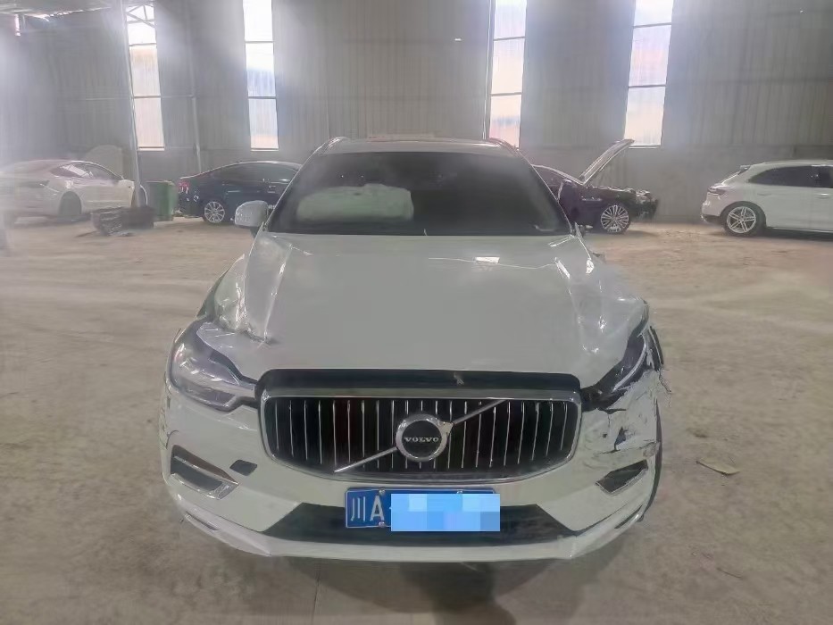 成都市20年沃尔沃XC60SUV1