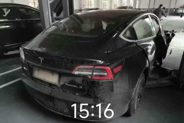 苏州市21年特斯拉MODEL 3中型车4