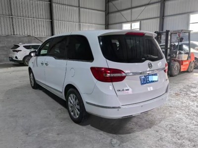 济南市17年别克GL8MPV6