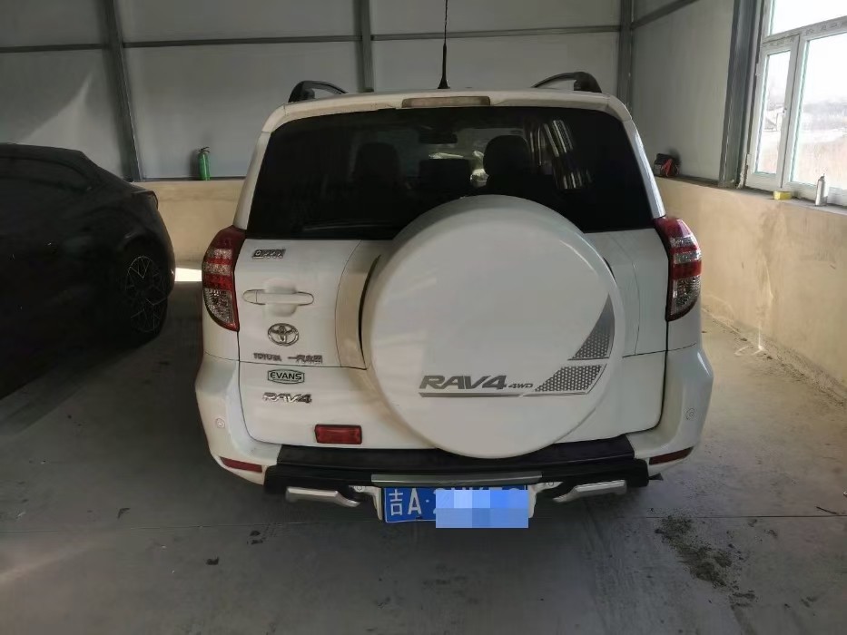 长春市12年丰田RAV4荣放SUV3