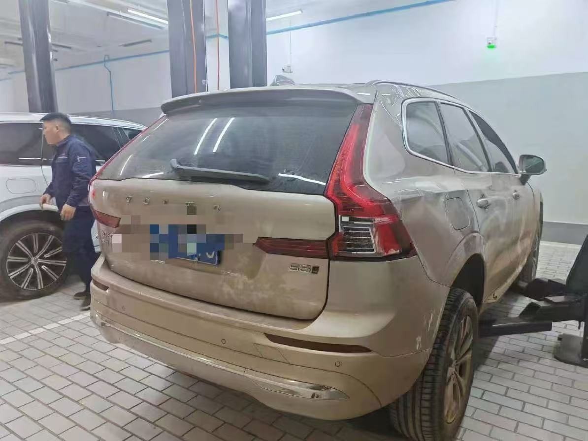 成都市24年沃尔沃XC60SUV3