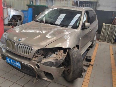 昆明市13年宝马X5SUV2