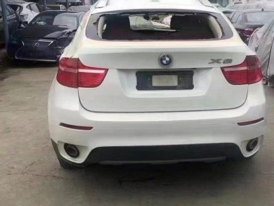 北京11年宝马X6中型车4