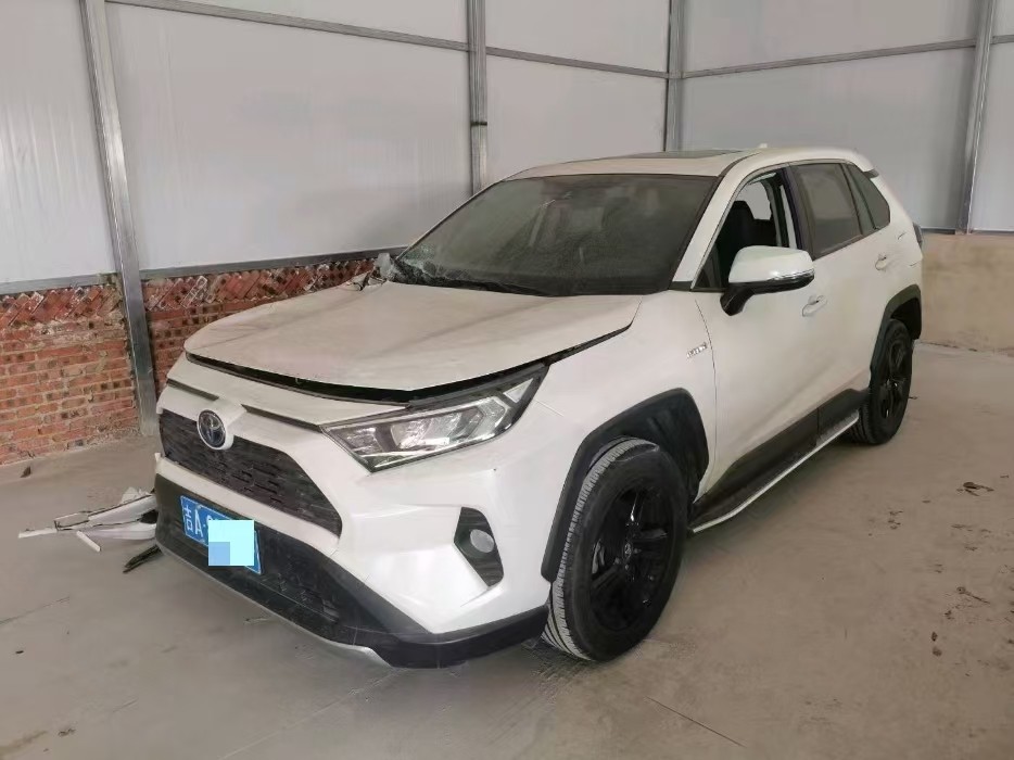 长春市20年丰田RAV4荣放SUV2