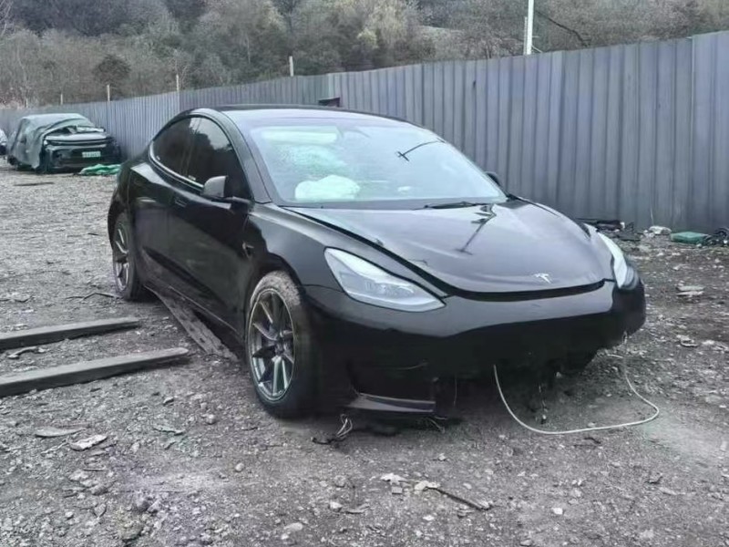 杭州市22年特斯拉MODEL 3中型车