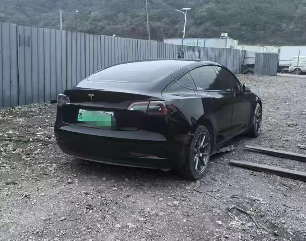 杭州市22年特斯拉MODEL 3中型车4