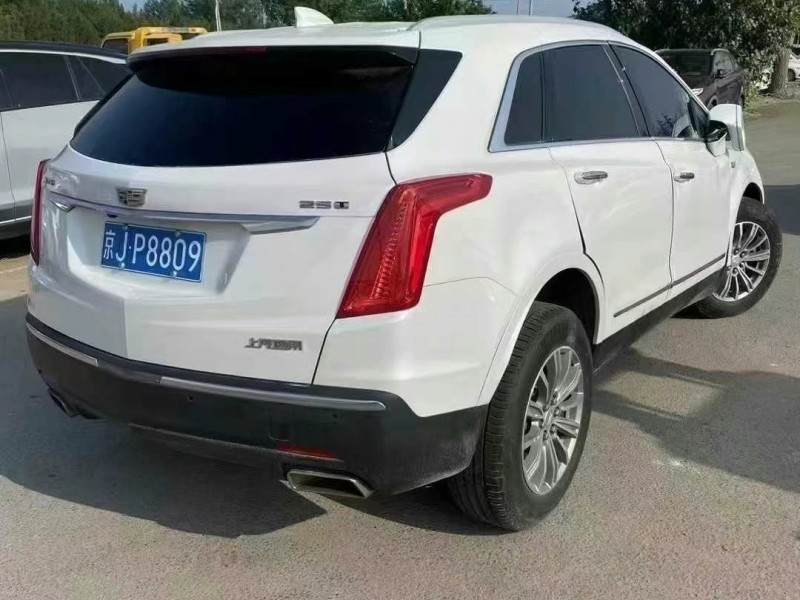 北京18年凯迪拉克XT5SUV5