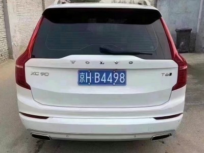 北京18年沃尔沃XC90中型车4