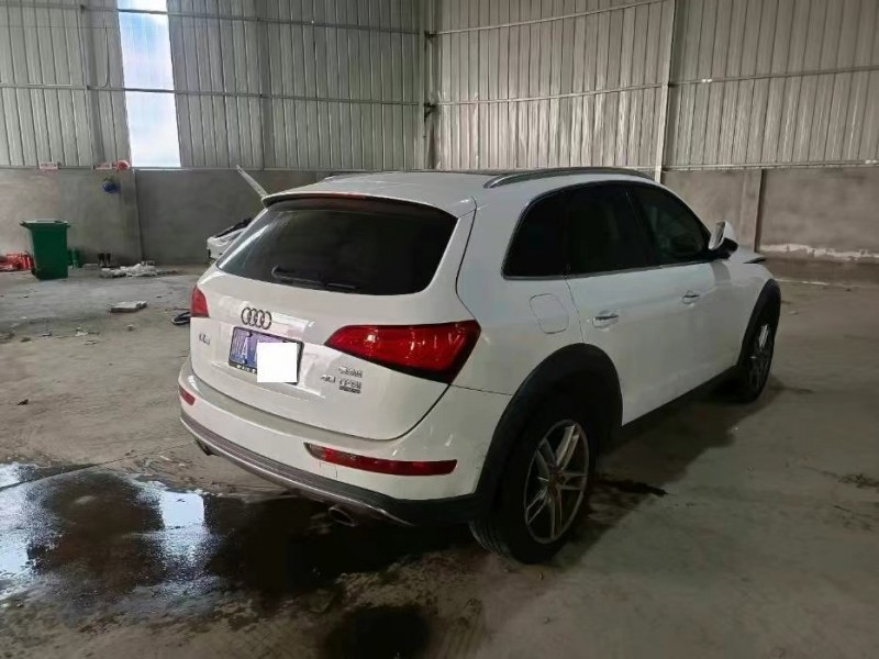 成都市17年奥迪Q5SUV6