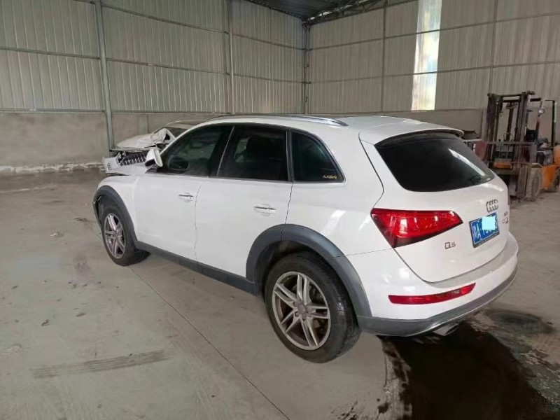 成都市17年奥迪Q5SUV5