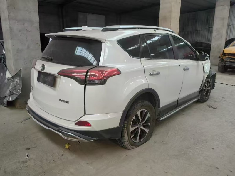 沈阳市17年丰田RAV4荣放SUV6