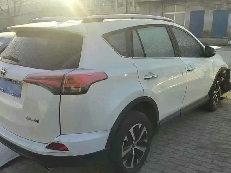 唐山市19年丰田RAV4荣放SUV3