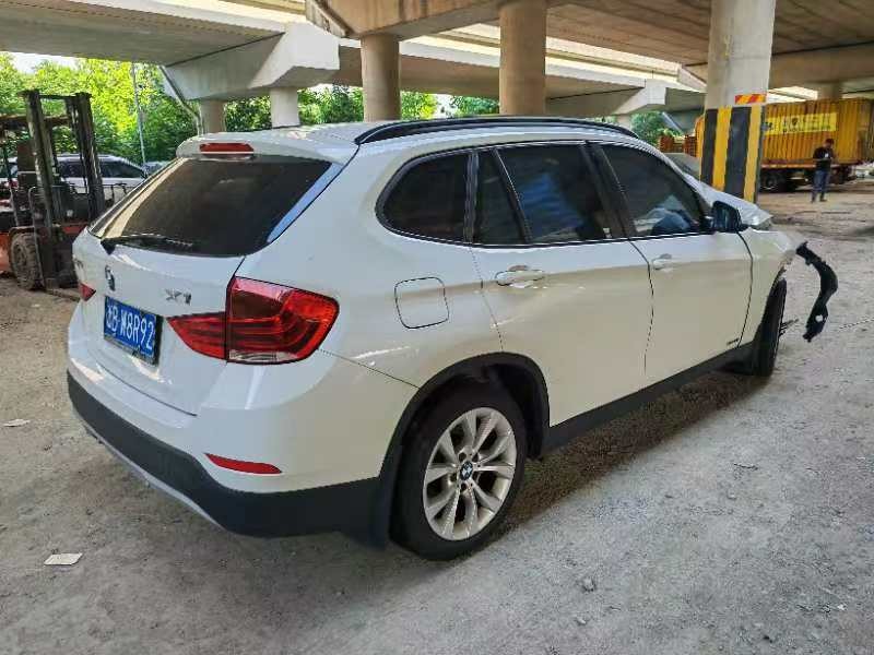 上海14年宝马X1SUV4