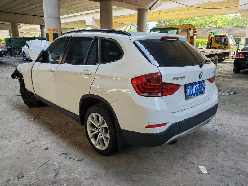 上海14年宝马X1SUV5