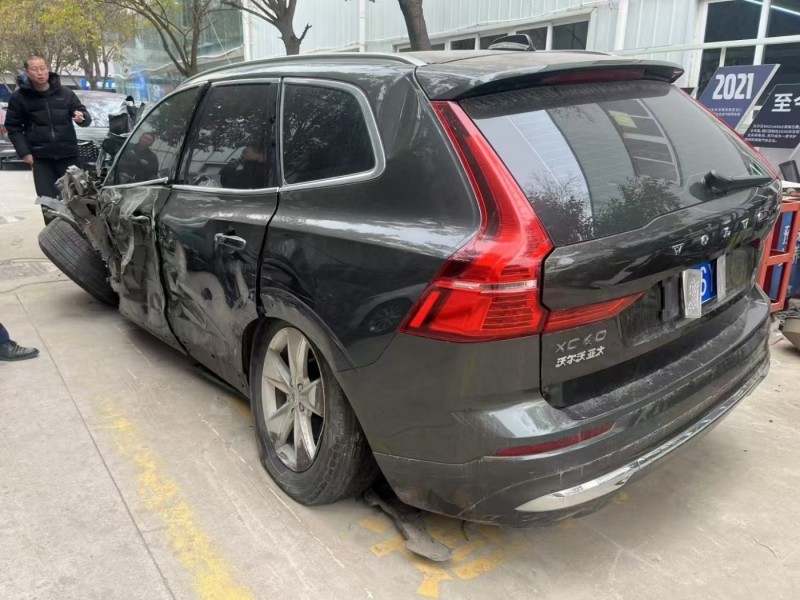 郑州市22年沃尔沃XC60SUV3