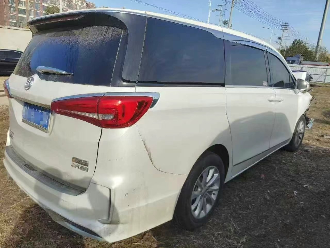 郑州市20年别克GL8MPV3