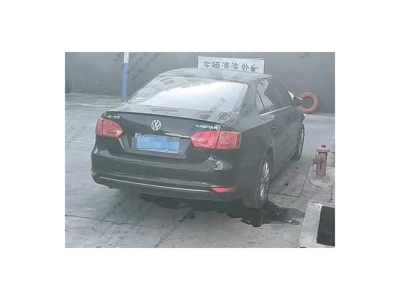 临沂市15年大众速腾中型车3