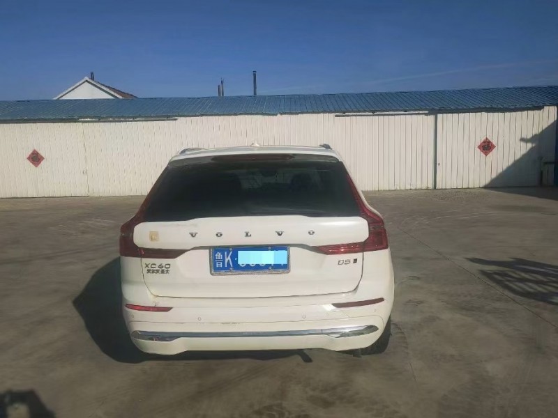 青岛市21年沃尔沃XC60SUV4