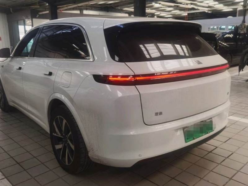 太原市24年理想智造L7SUV4