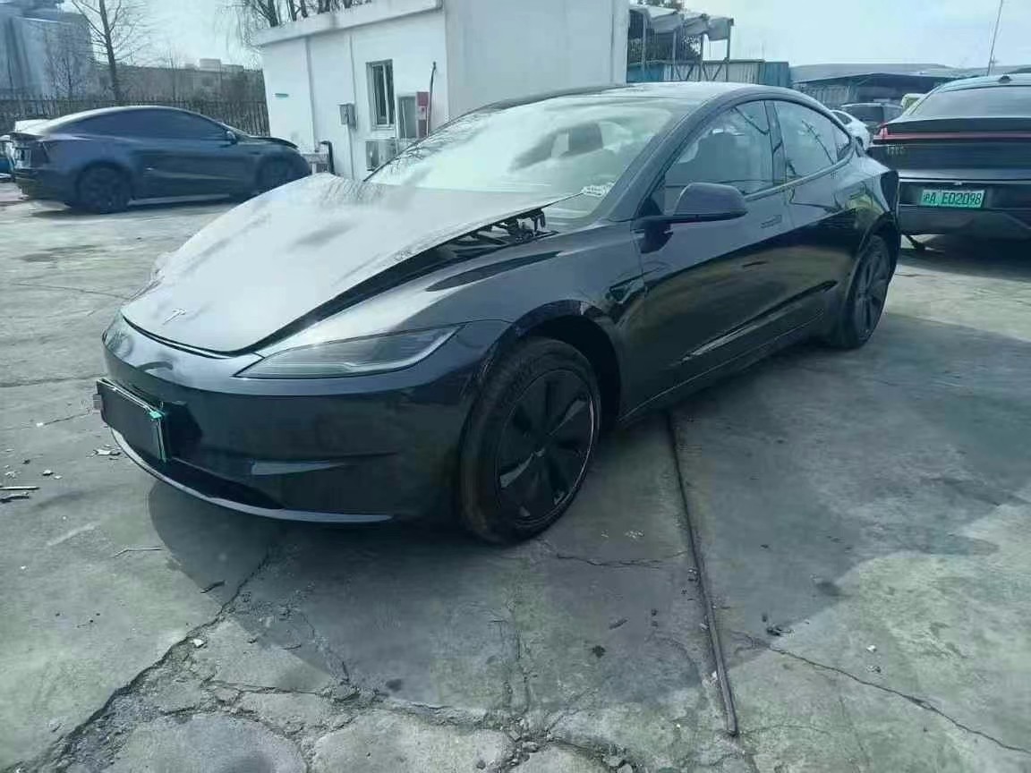 上海24年特斯拉MODEL 3小型车2