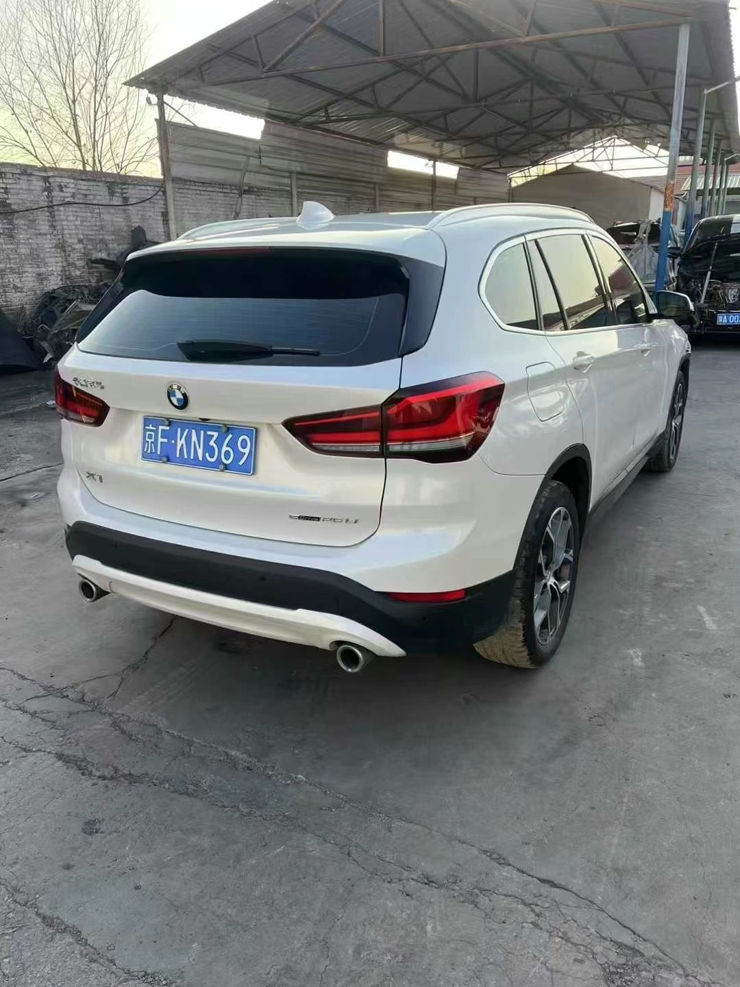 北京22年宝马X1SUV5