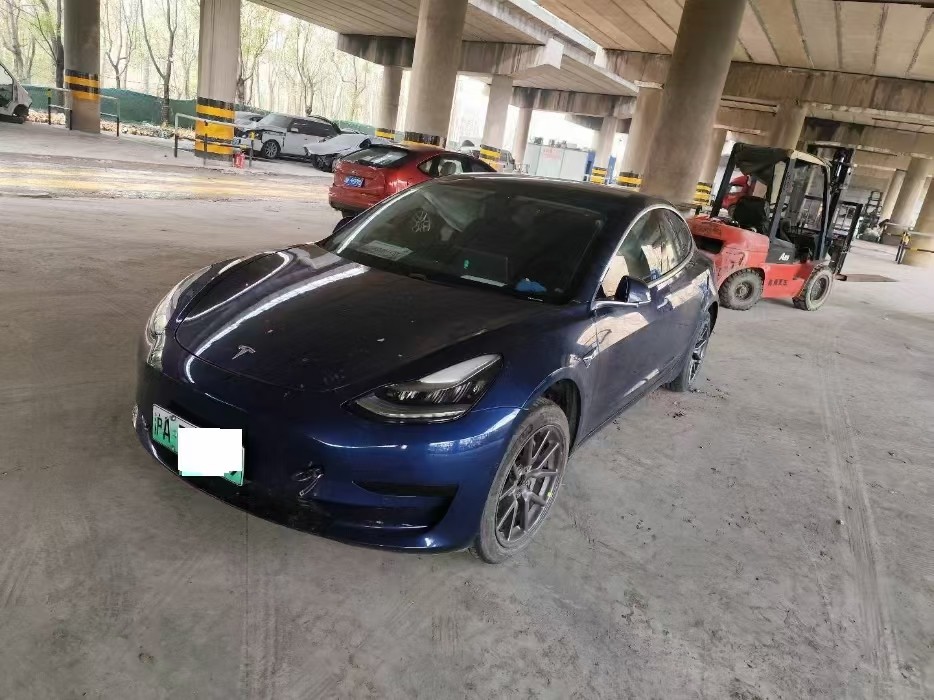 杭州市20年特斯拉MODEL 3中型车2