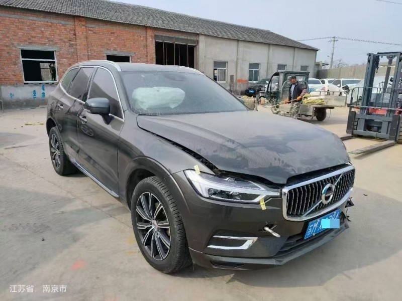 南京市20年沃尔沃XC60SUV3