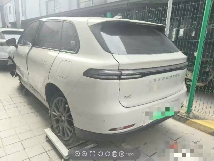 南京市24年零跑汽车C10SUV4