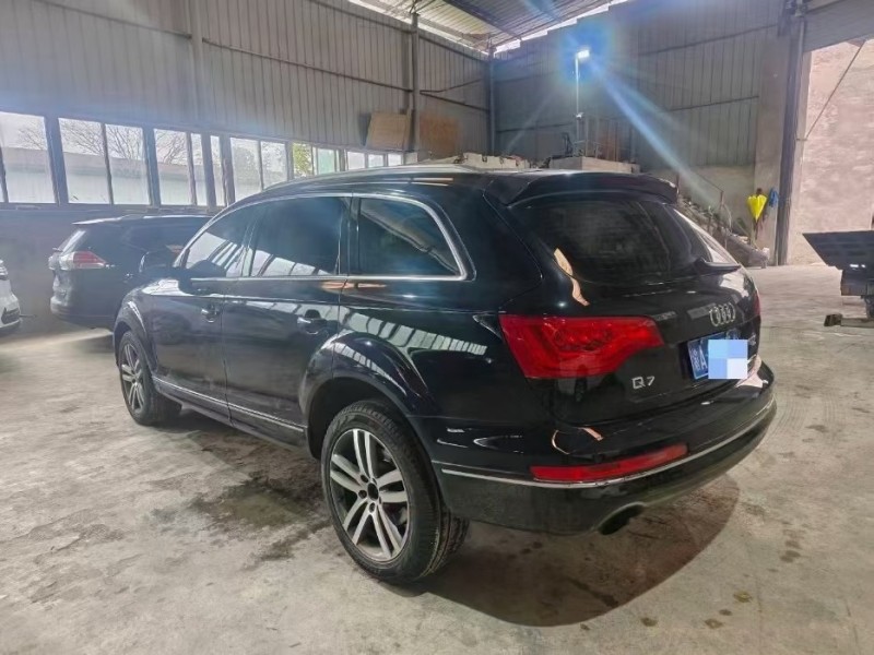 重庆11年奥迪Q7SUV5