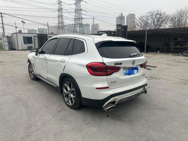 郑州市20年宝马X3SUV3