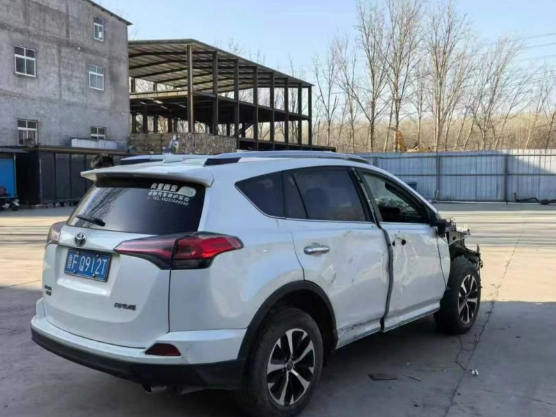 郑州市19年丰田RAV4荣放SUV6